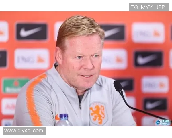 荷兰现役27号足球明星的辉煌成就与未来展望分析